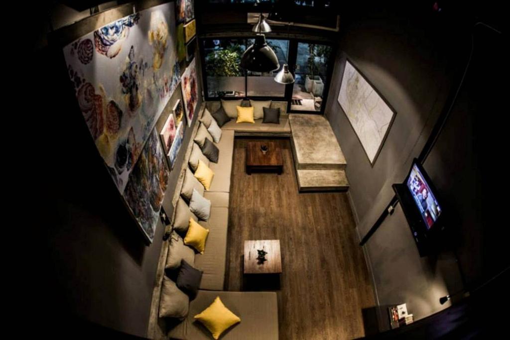 In A Box Hostel Bangkok Exterior photo
